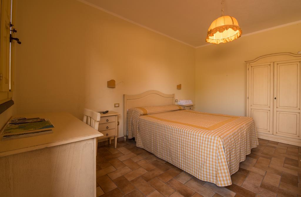 B&B Corte Degli Struzzi Pescia Romana Exteriér fotografie